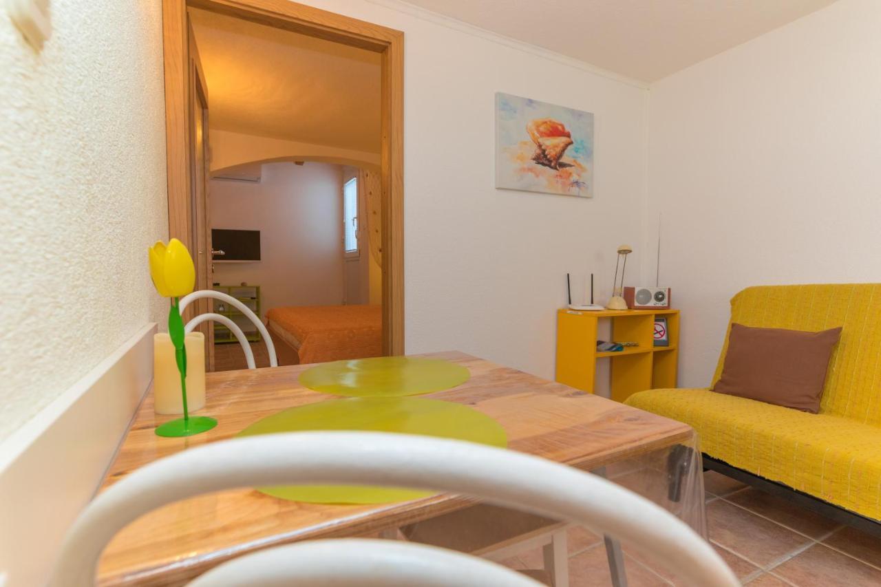 Apartments Lux Bol Ngoại thất bức ảnh