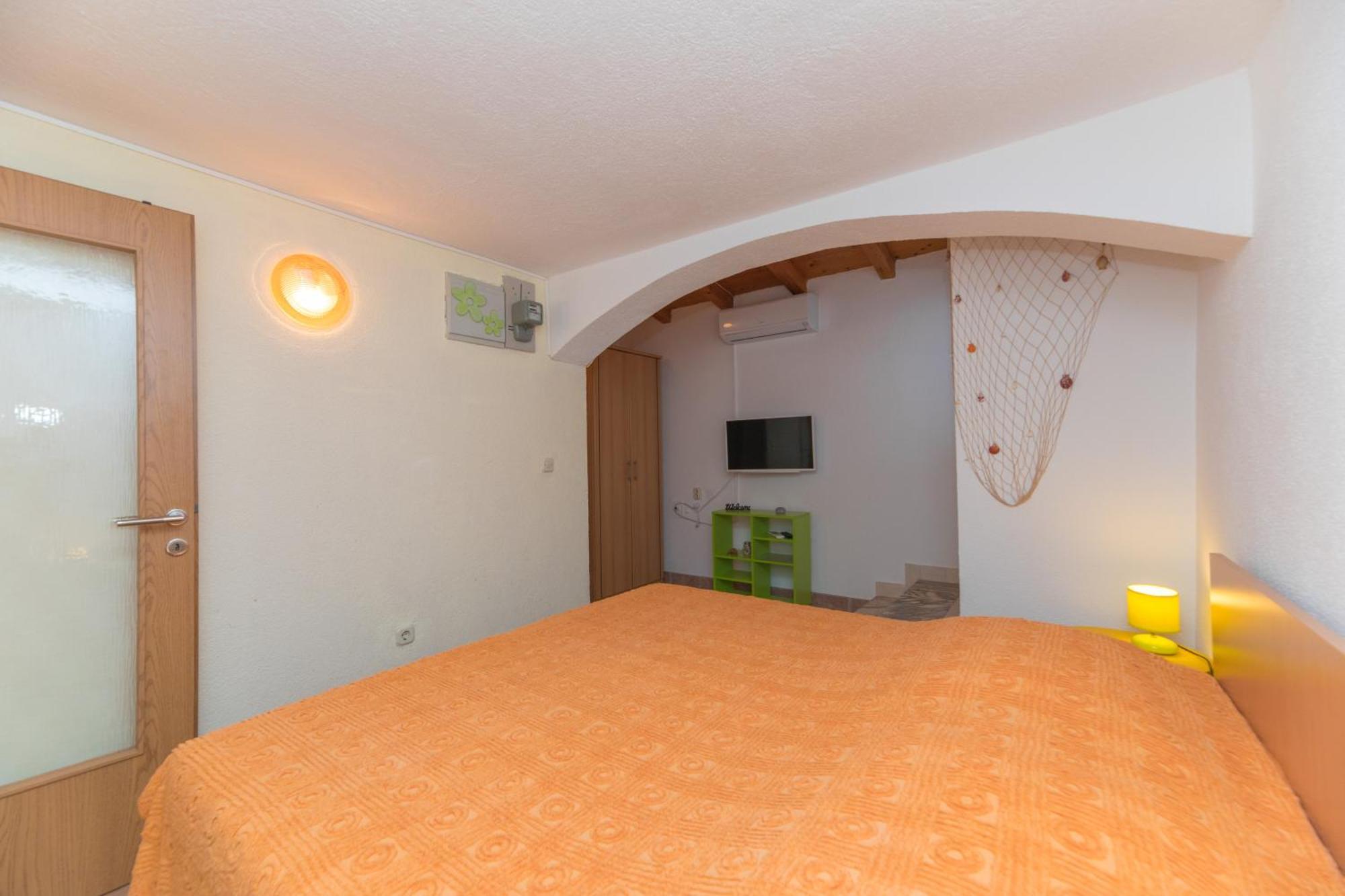 Apartments Lux Bol Ngoại thất bức ảnh