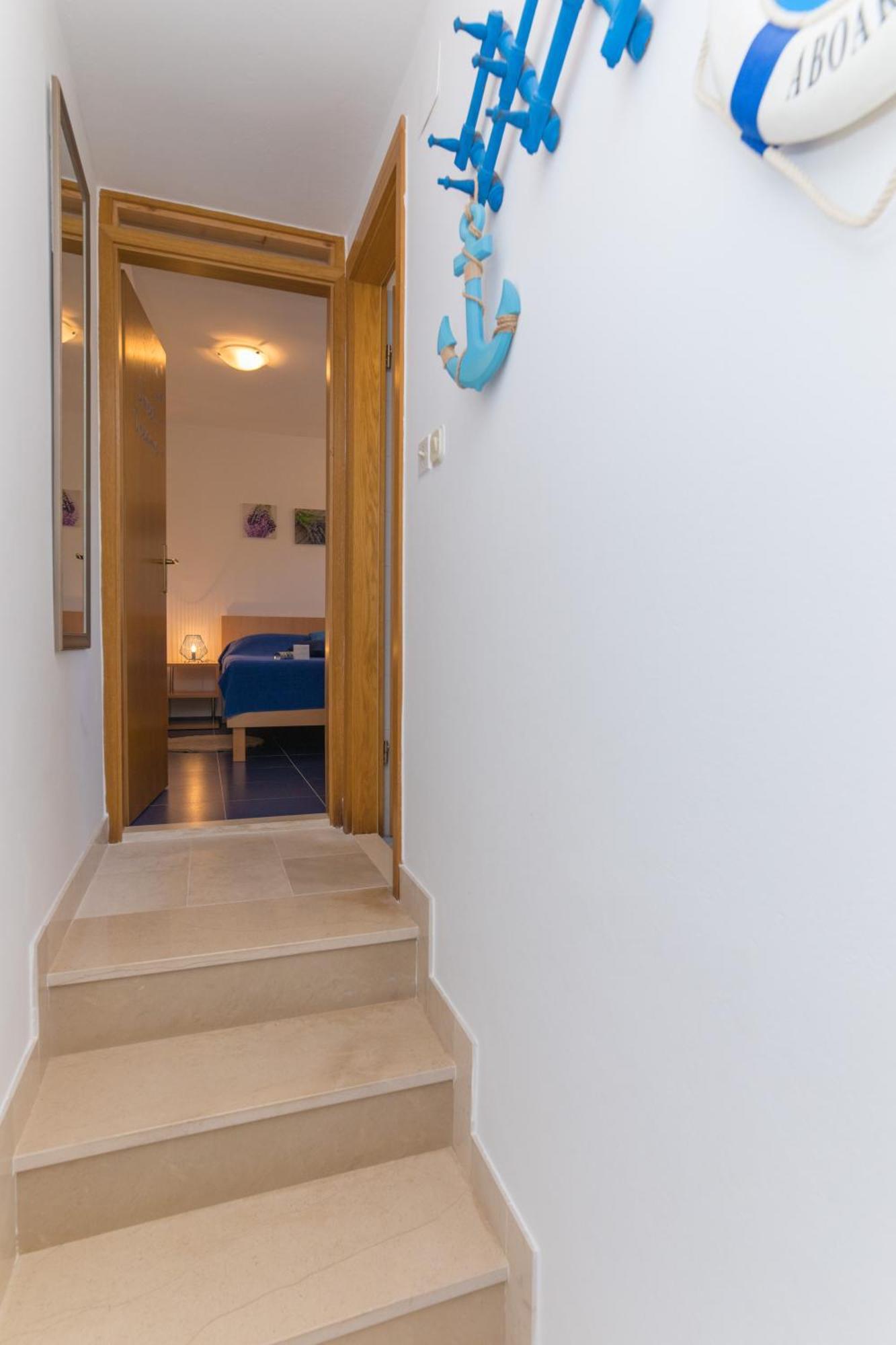Apartments Lux Bol Ngoại thất bức ảnh