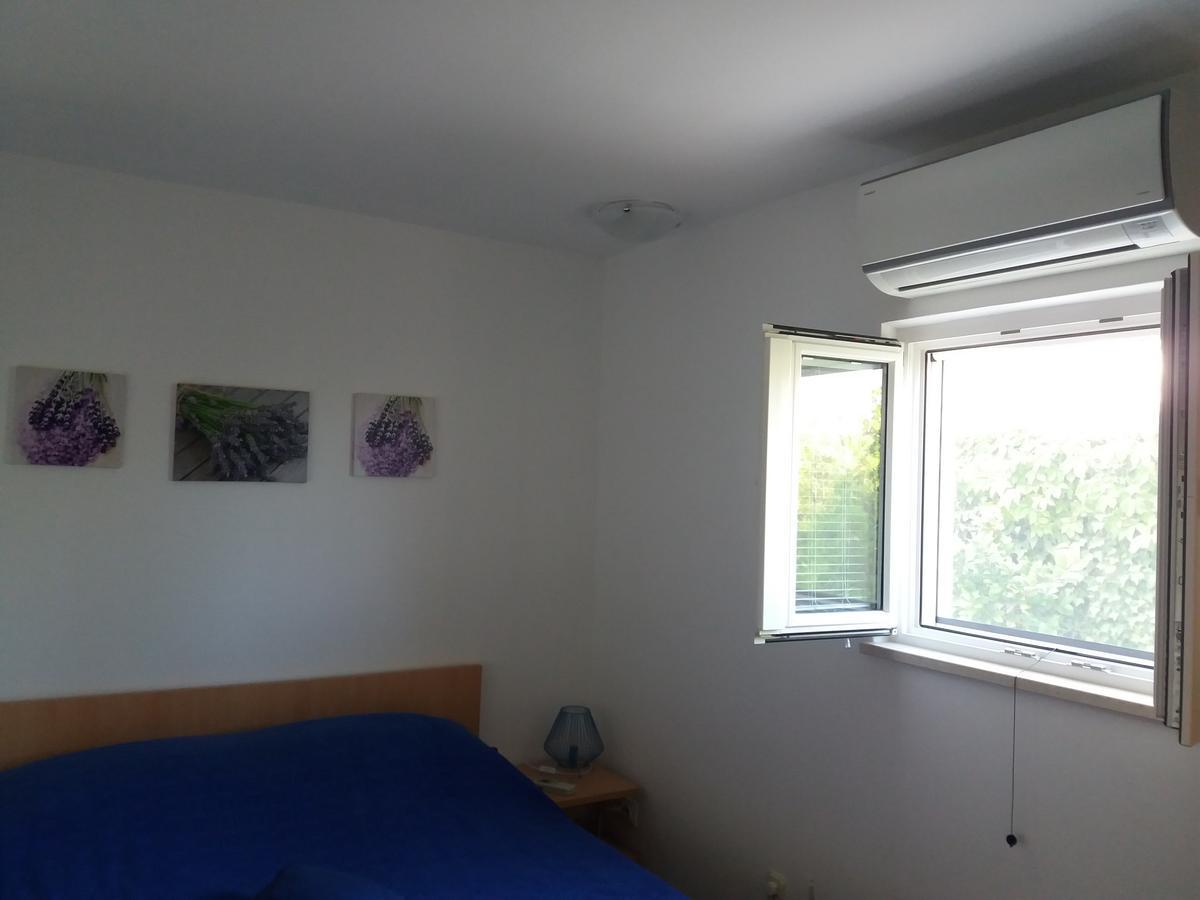 Apartments Lux Bol Ngoại thất bức ảnh
