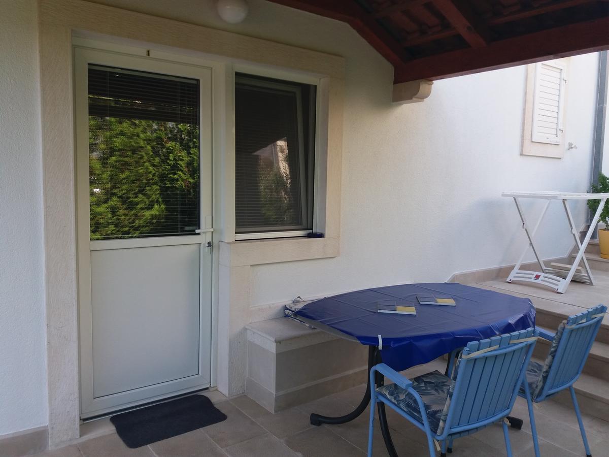 Apartments Lux Bol Ngoại thất bức ảnh